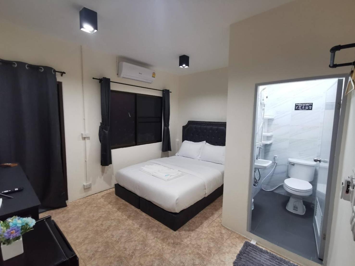 The One Hotel Патая Екстериор снимка